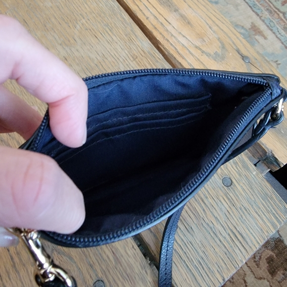 Coach wristlet - Picture 5 of 7